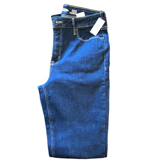 Old Navy Rockstar Skinny Jeans - Picture 4 of 7